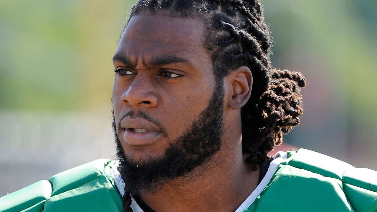 Judge denies ex-Jets linebacker's request in 'revenge porn' case